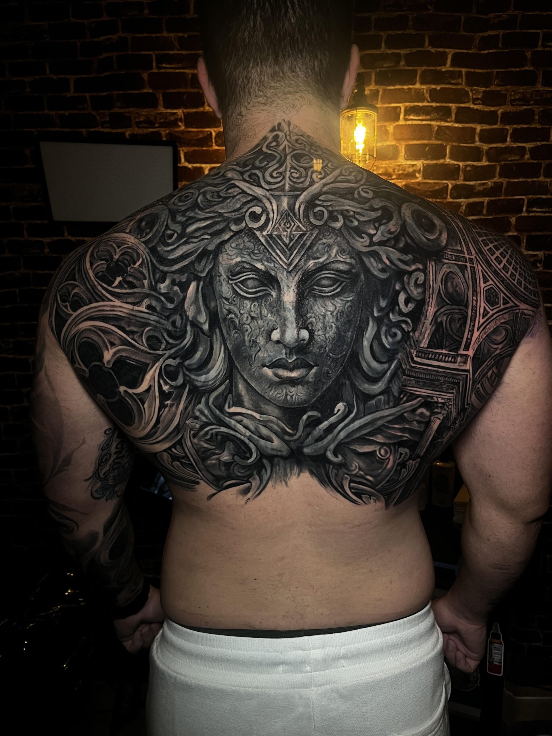 tatuaje cover up espalda